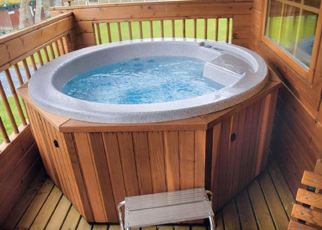 Luxury 3 Bedroom, 3 Bathroom Lodge With Hot Tub Llanbedr  Buitenkant foto