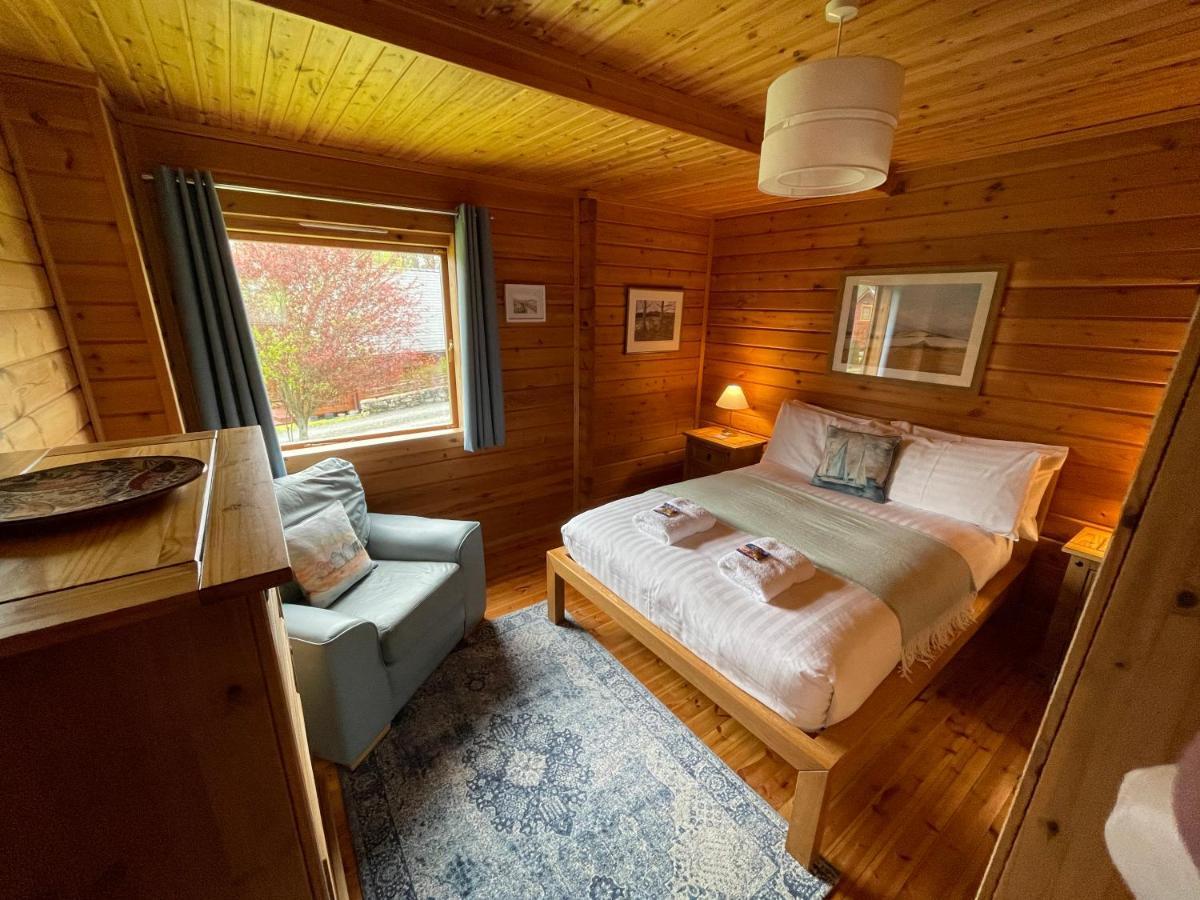Luxury 3 Bedroom, 3 Bathroom Lodge With Hot Tub Llanbedr  Buitenkant foto
