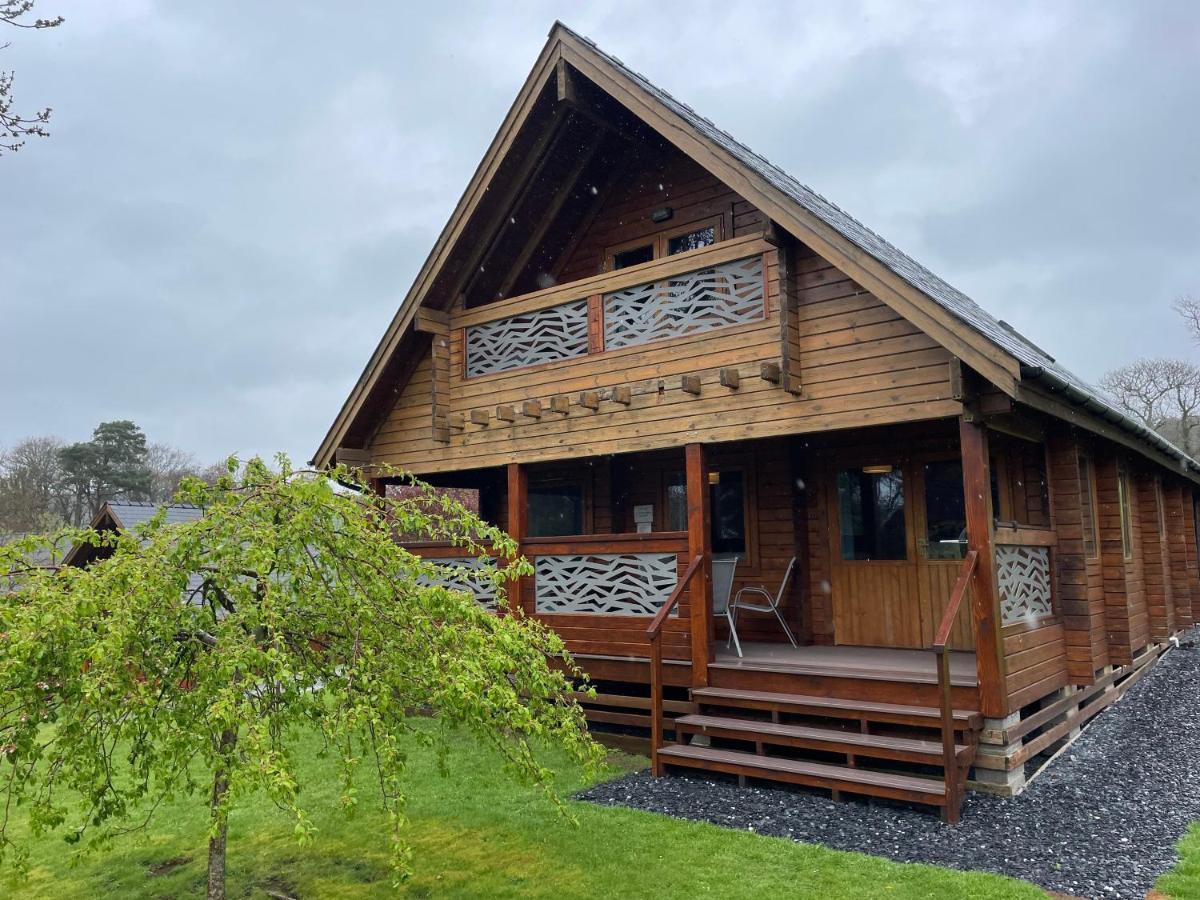 Luxury 3 Bedroom, 3 Bathroom Lodge With Hot Tub Llanbedr  Buitenkant foto